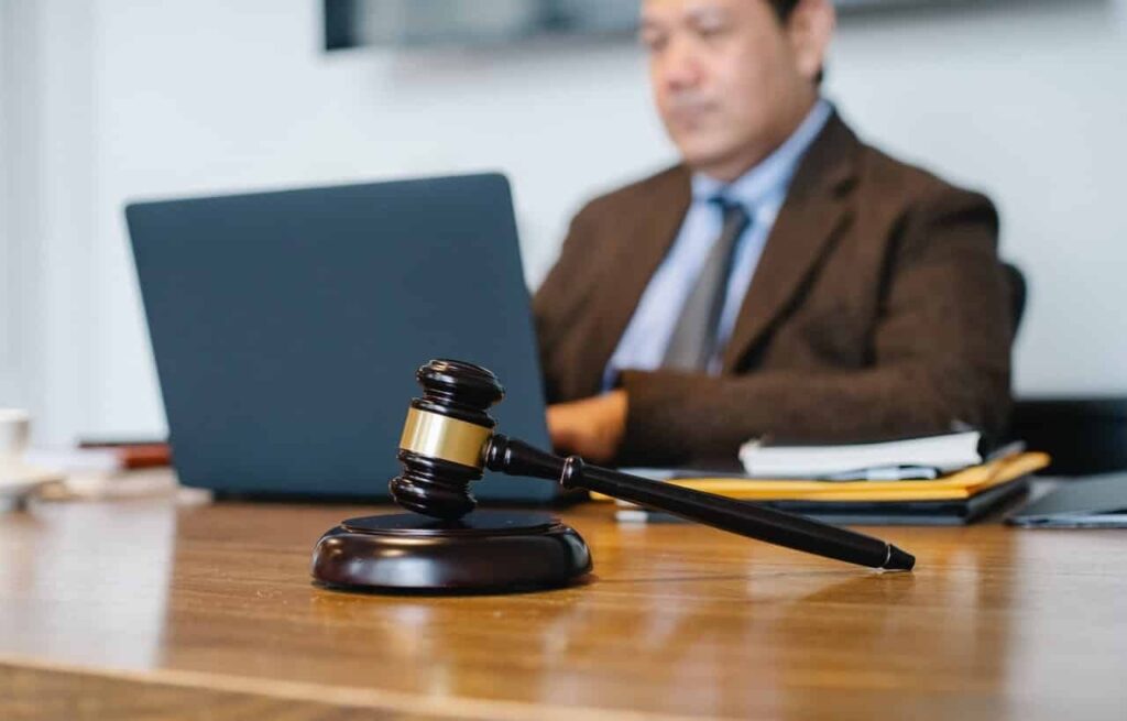 Finding Best Attorney